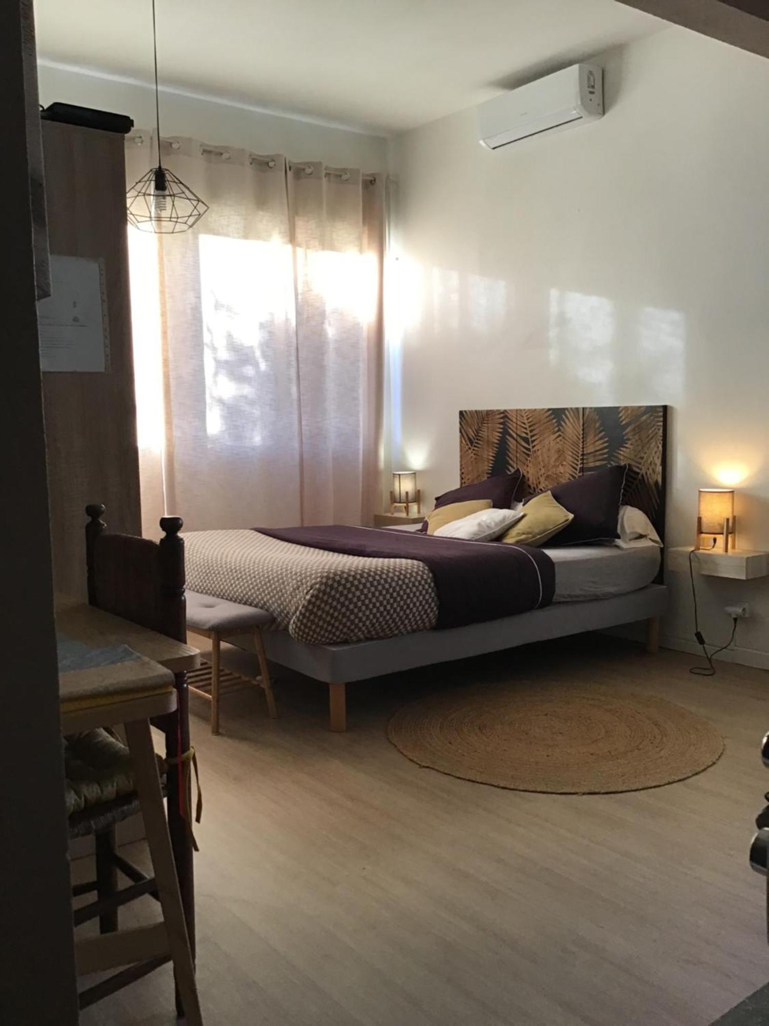 Studio Cosy Avec Piscine Dans Une Villa แซงต์-เดอนี ภายนอก รูปภาพ